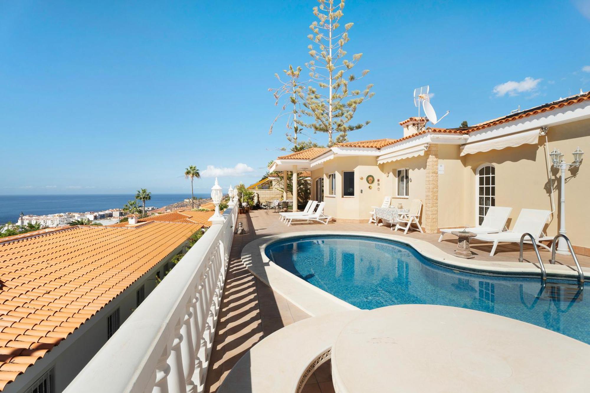 Casa Carla Private, Pool, Air By Paramount Holidays بويرتو دي سانتياغو المظهر الخارجي الصورة